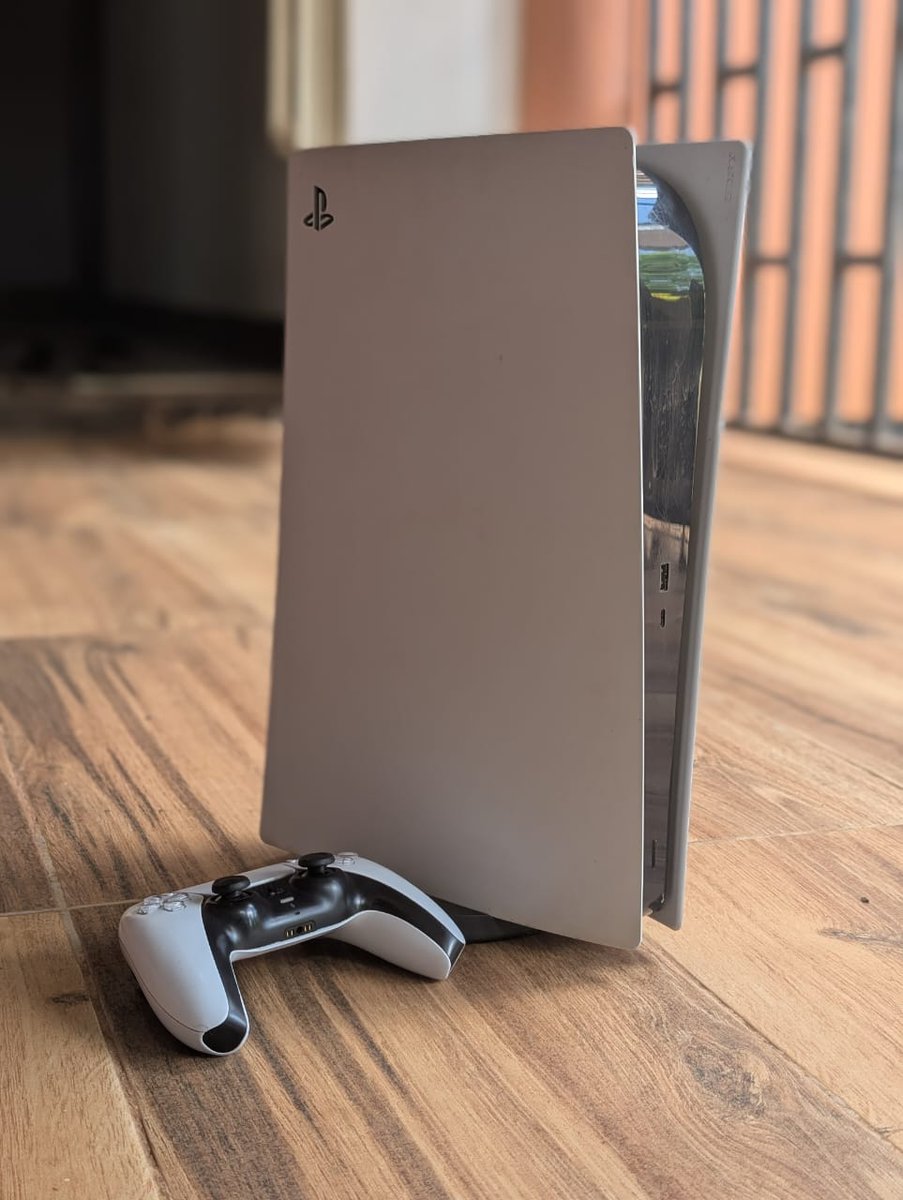 Mittawa_Atu's tweet photo. Play Station 5 
Digital Version 
Mk1.8 Million
Area 25 sector 4
0887294653
Tiguleni Please https://t.co/sdSunGtf0k