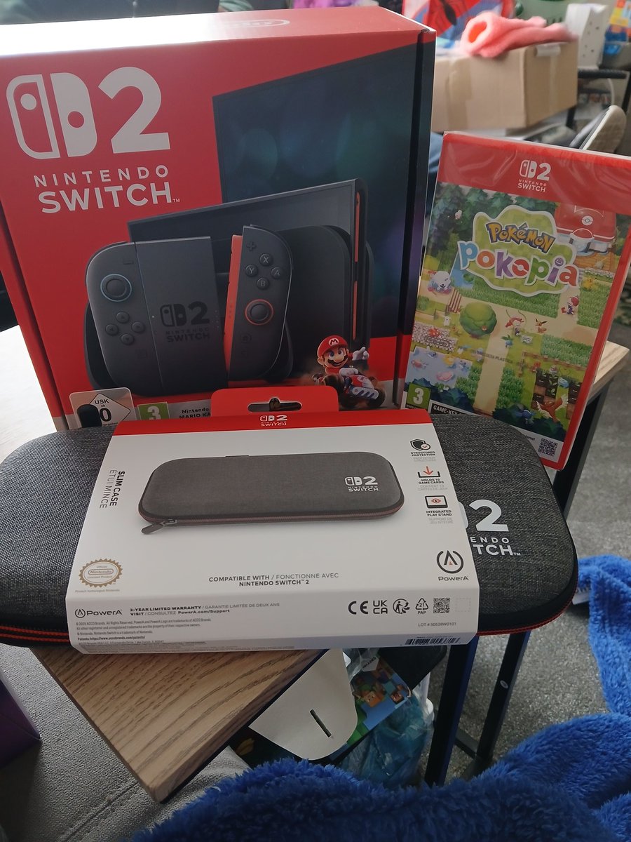 Okay so I'm gonna have to close my switch 2 crowdfunding because my mum just surprised me with this?? 😭😭 I love her so much omg 😭😭 I'm going to put the money I've raised towards paying her back some because I wanted to contribute a bit, I hope that's okay 👉👈