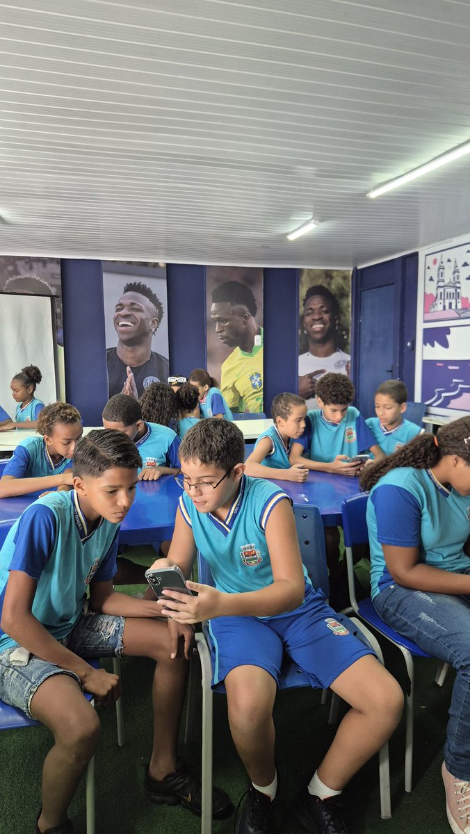 Instituto Vini.Jr tweet media