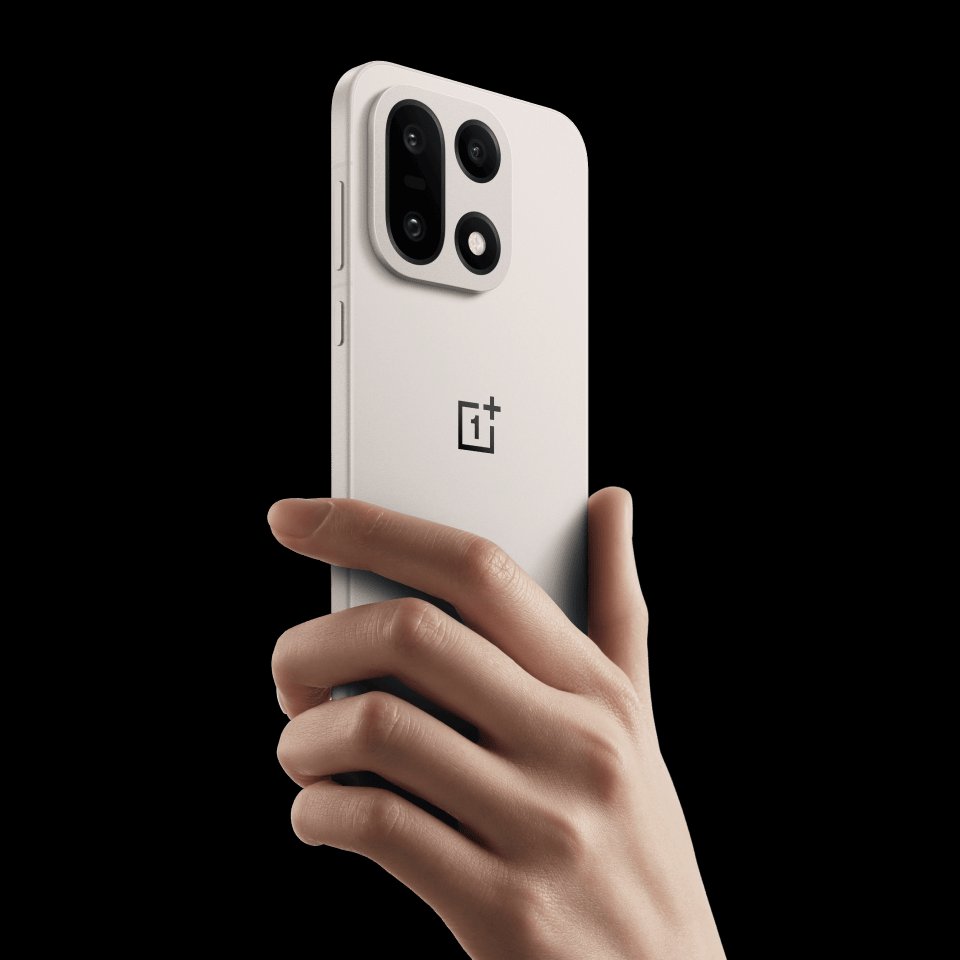 ayansonunigam's tweet image. OnePlus 16 🚨

Dual 200MP ( Main + Periscope)
                               or 
50MP ( XL ) Main 📸 + 200MP Periscope 

Under consideration....
#OnePlus #OnePlus16