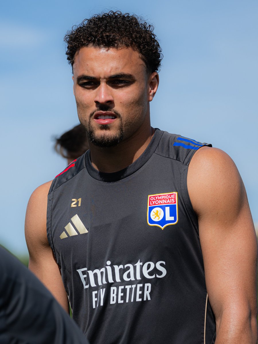 Olympique Lyonnais tweet media