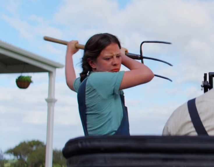 oh, my poor Hänsel 🔪 tweet media