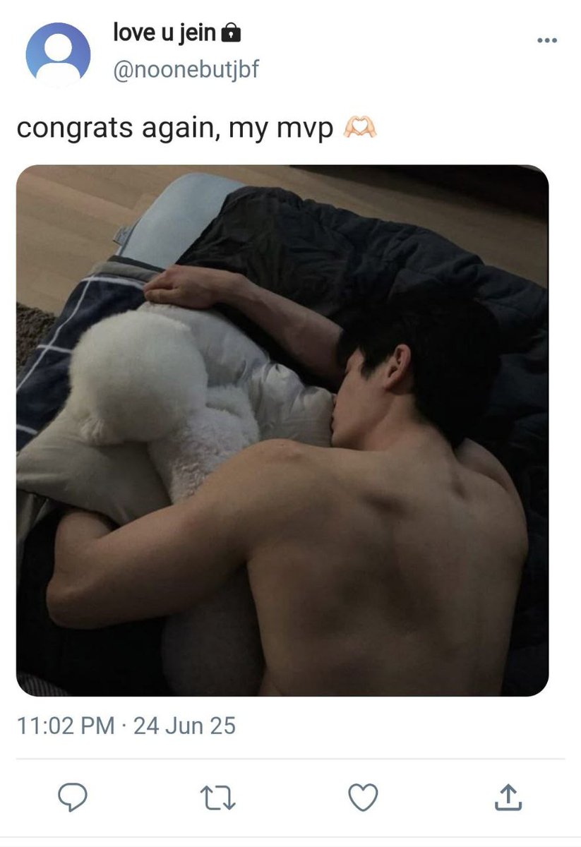 enmyescape's tweet photo. mvp,
a #sunsun 🔞 au

           — sinong ba kasing aayaw sa isang regalo sa pagkapanalo? https://t.co/1EWBdObmTF