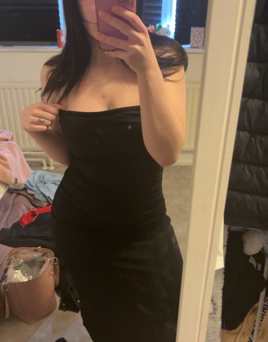 Meesteres Floortje tweet media