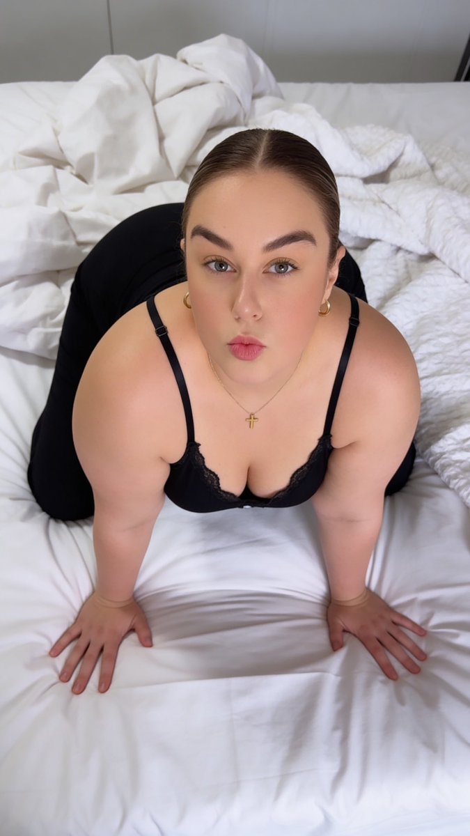 🦊Foxy tweet media