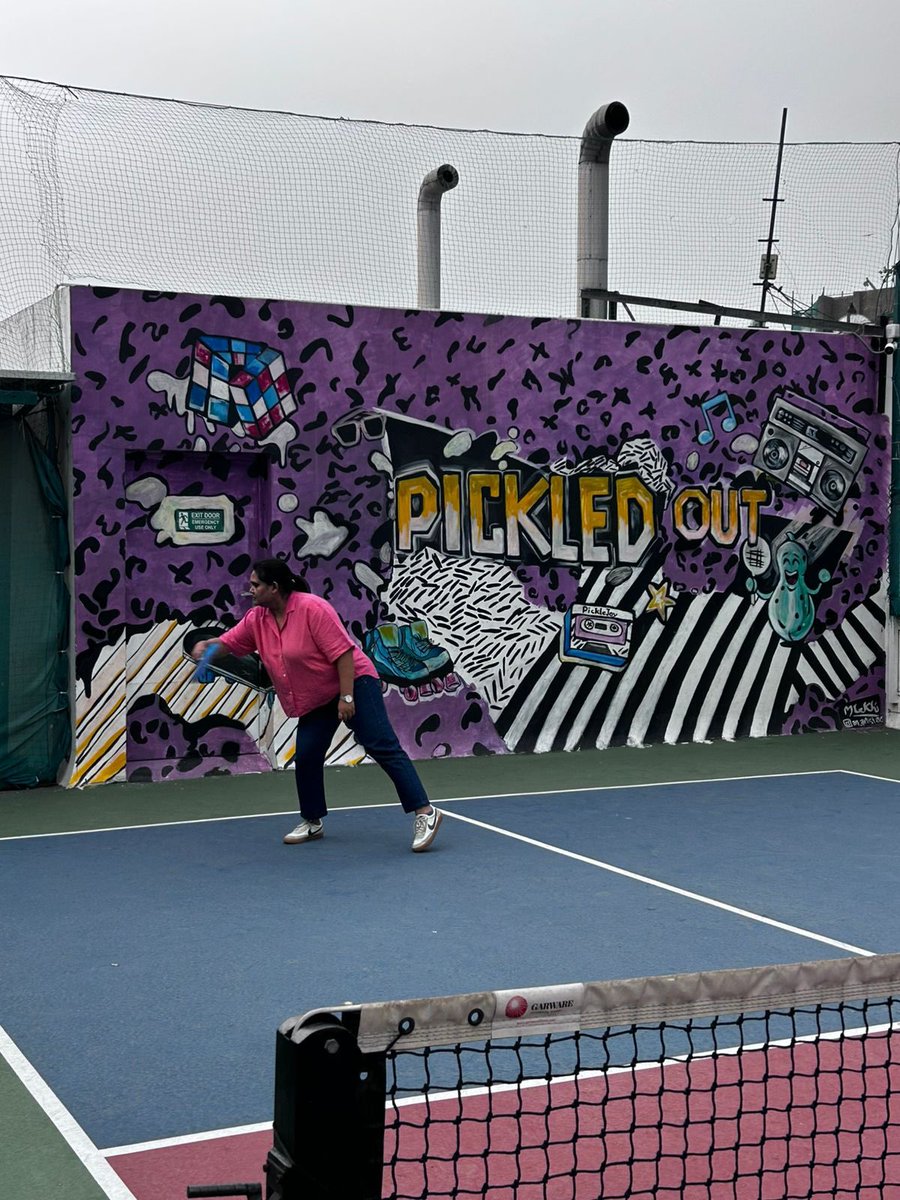 avianWE's tweet image. This #FunFriday, the office was all about #pickleball. 🏓

Things got competitive pretty quickly, with teams rallying, cheering and fully getting into the game. A fun break from the routine, and a good way to head into the weekend.
@chase_advisors