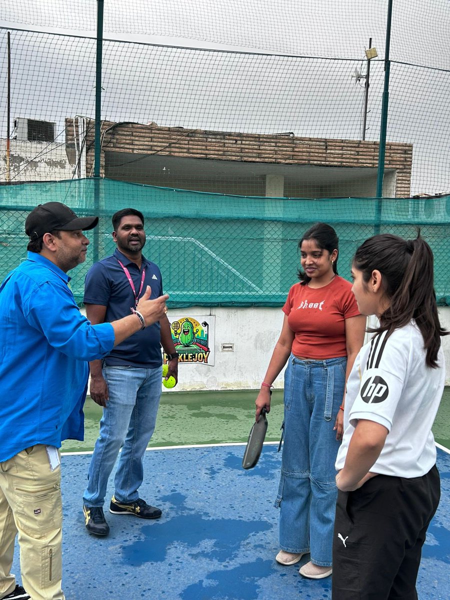 avianWE's tweet image. This #FunFriday, the office was all about #pickleball. 🏓

Things got competitive pretty quickly, with teams rallying, cheering and fully getting into the game. A fun break from the routine, and a good way to head into the weekend.
@chase_advisors