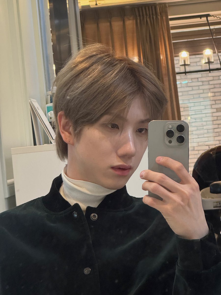 d ✘ misses justb 😔 tweet media