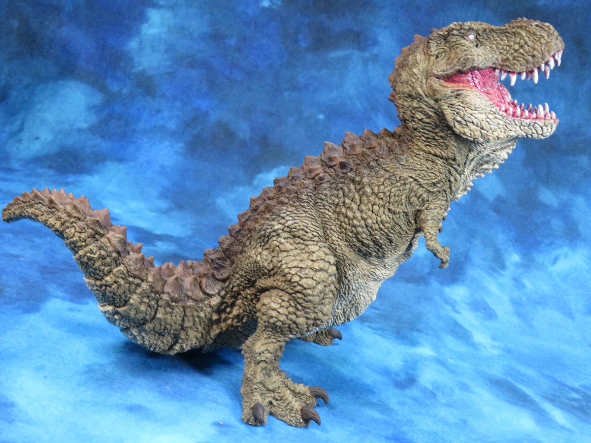 恐竜の日 ねんど星人RYO ティラノサウルス レジンキット 写真で見ると