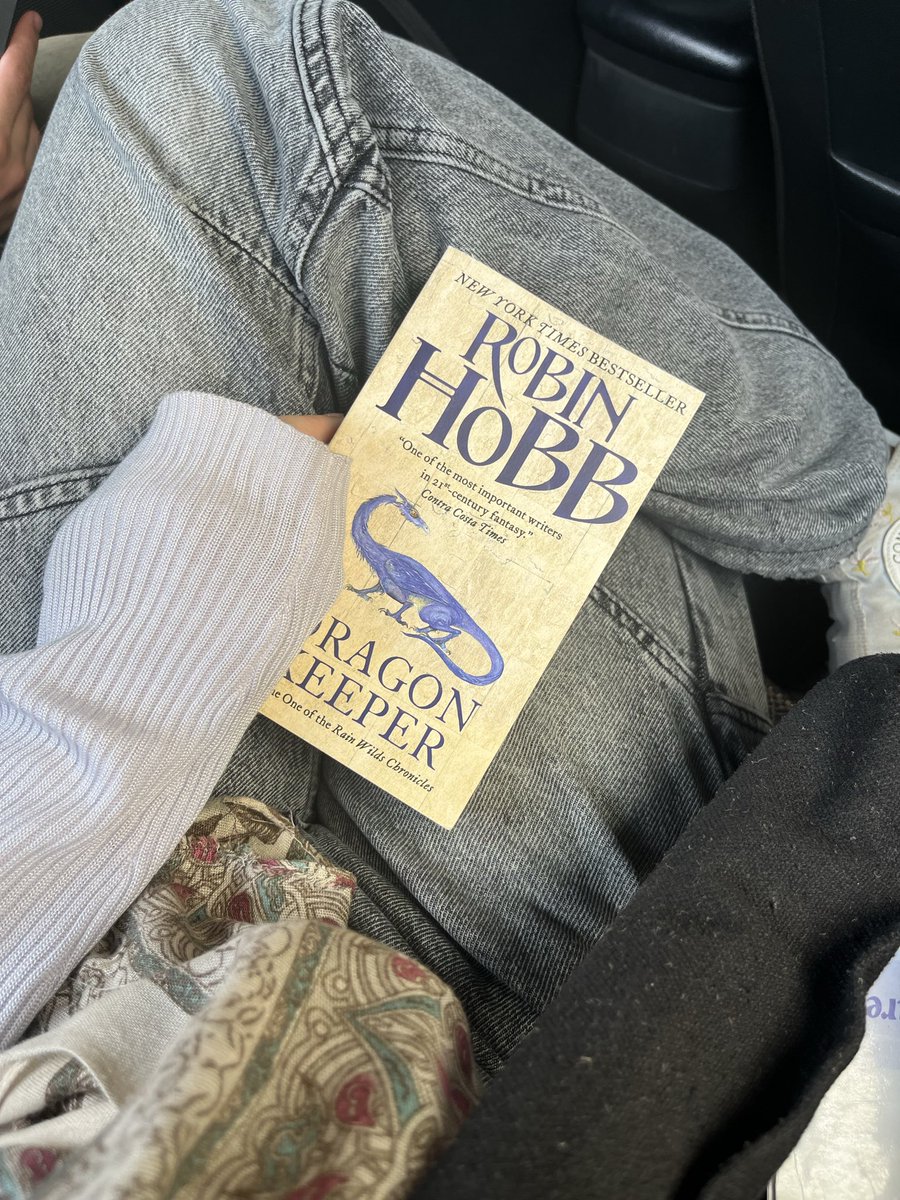 nelly🌙🦋 tweet media