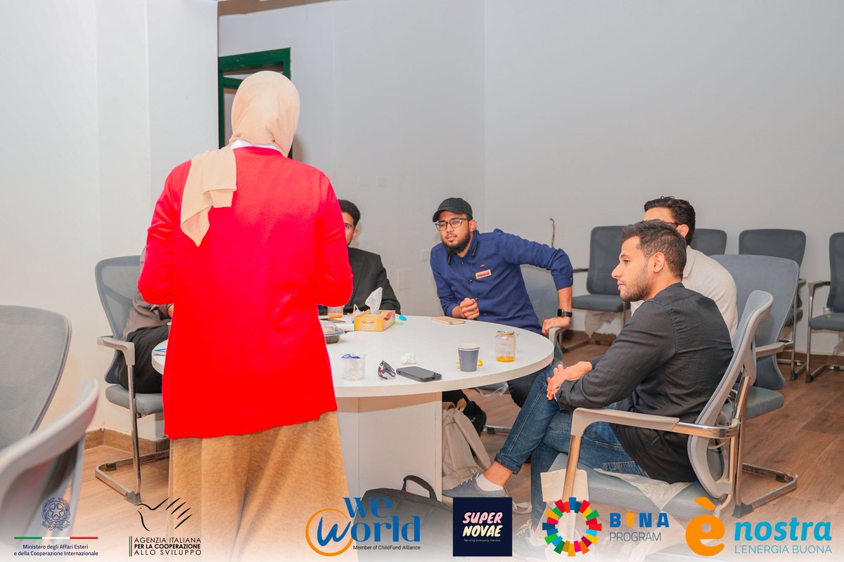 Bina_program's tweet photo. يستمر التدريب المكثف ضمن مسابقة  “WAZIF وظيف"

نحو فهم أعمق للإدارة المالية مع المدربة أ. فاطمة العكاري 
حيث يخوض المشاركون تجربة تدريبية متقدمة تهدف إلى تعزيز مهاراتهم في الإدارة المالي https://t.co/OOgq6KaUst