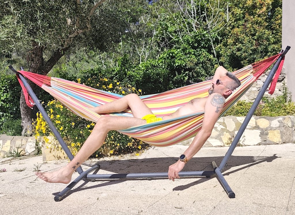 xabivilar's tweet image. Por fin es viernes!
Tarde de relax que lo de mañana será muy duro! 💪🏻
#viernes #relax #home #garden #hoynosecorre #mañana #durodecojones