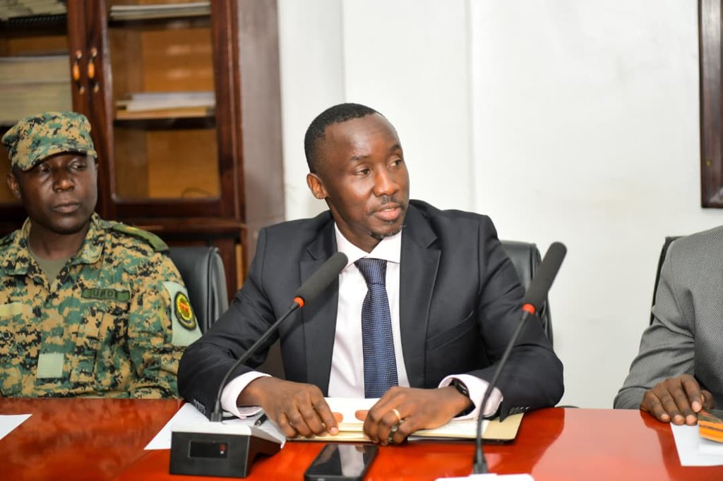 ERBUganda's tweet photo. The event was attended by the Engineer-in-Chief, the Ag. Permanent Secretary of the Ministry of Works and Transport, staff of the Ministry, Registrar, @rnamugera Chairman and staff of the Engineers Registration Board, and representatives from the UPDF Engineers Brigade. The oath was administered by the Registrar of the High Court (Special Duties).

Congratulations Lt. Col. Eng. Namudongo Robert.

#ForEngineeringExcellence
#EngineersRegistrationBoard