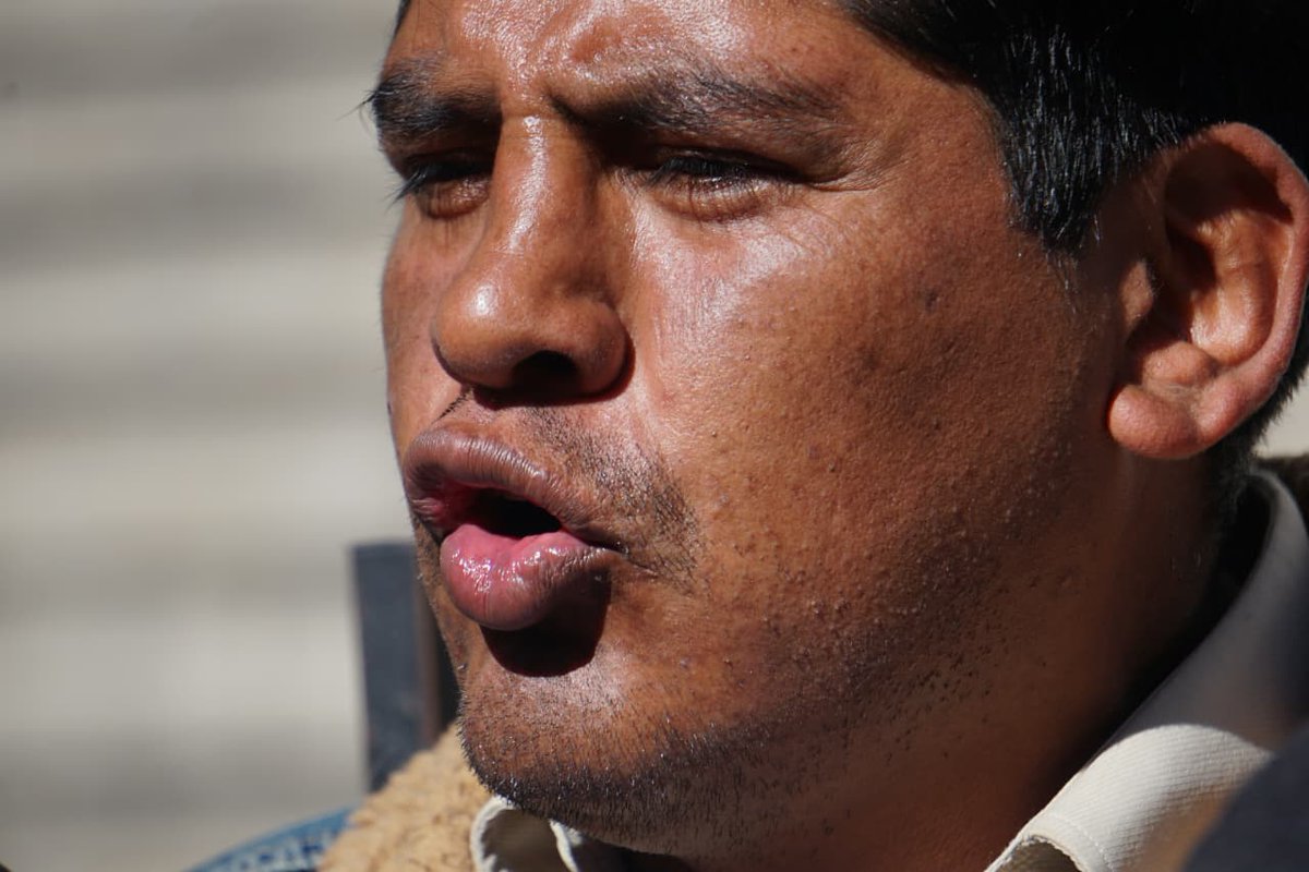 El dirigente gremial de El Alto, Antonio Siñani, sostuvo que el pedido de incremento salarial por parte de la COB del 20% es inviable porque afectaría a todos los sectores productivos.

#NoticiasdeHoy #ElAlto #COB

📸: APG