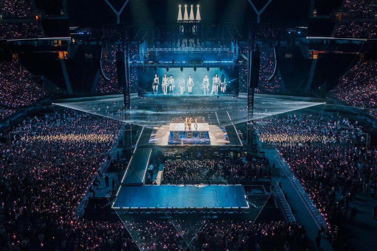 TWICE Charts tweet media