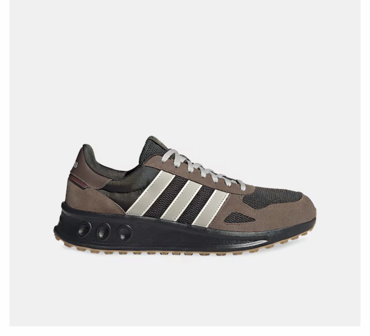 MarkR /// tweet media