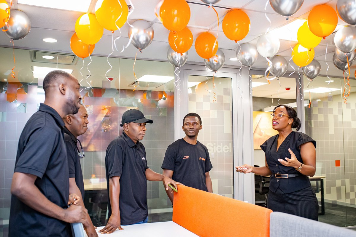 MInc_pr's tweet image. Employees are becoming a brands' most trusted voices.

Insights from the Edelman Trust Barometer continue to show a clear shift: people place greater trust in individuals than in traditional corporate messaging.

#MInc #EmployeeEngagement #ImpactDriven