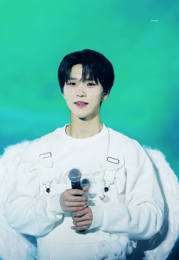 𝐠𝐫𝐞𝐞𝐧𝐥𝐢𝐠𝐡𝐭 💚 tweet media