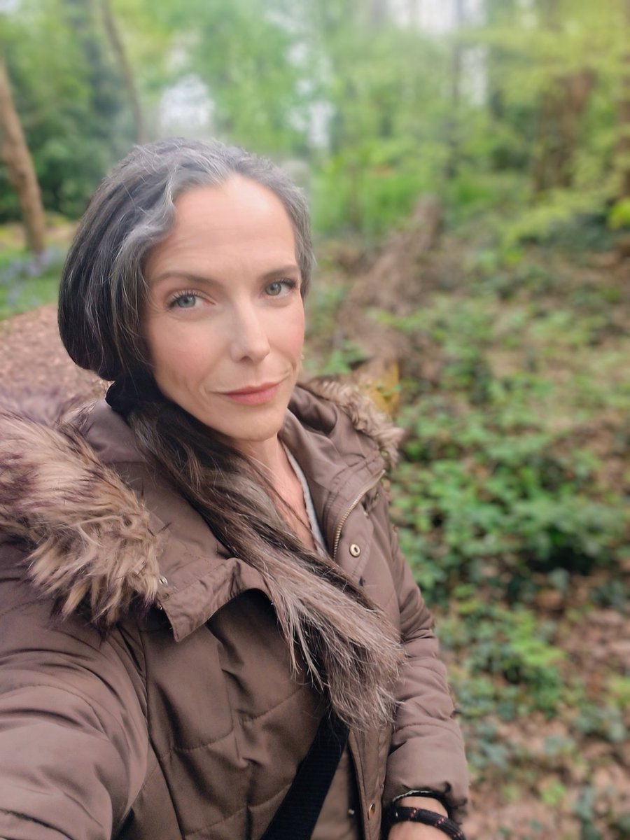 LadyGrace27's tweet image. A quiet walk through the woods… sometimes that’s all you need 🌲✨

#fridayvibes #walks #woods #grounding #nature #naturetherapy