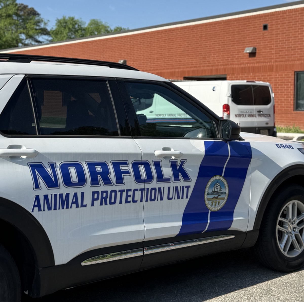 Norfolk Police Dept tweet media