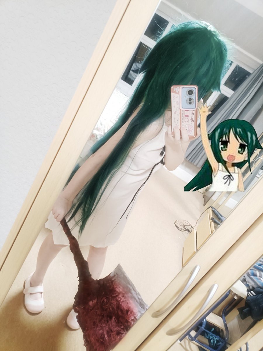 tomoko tweet media