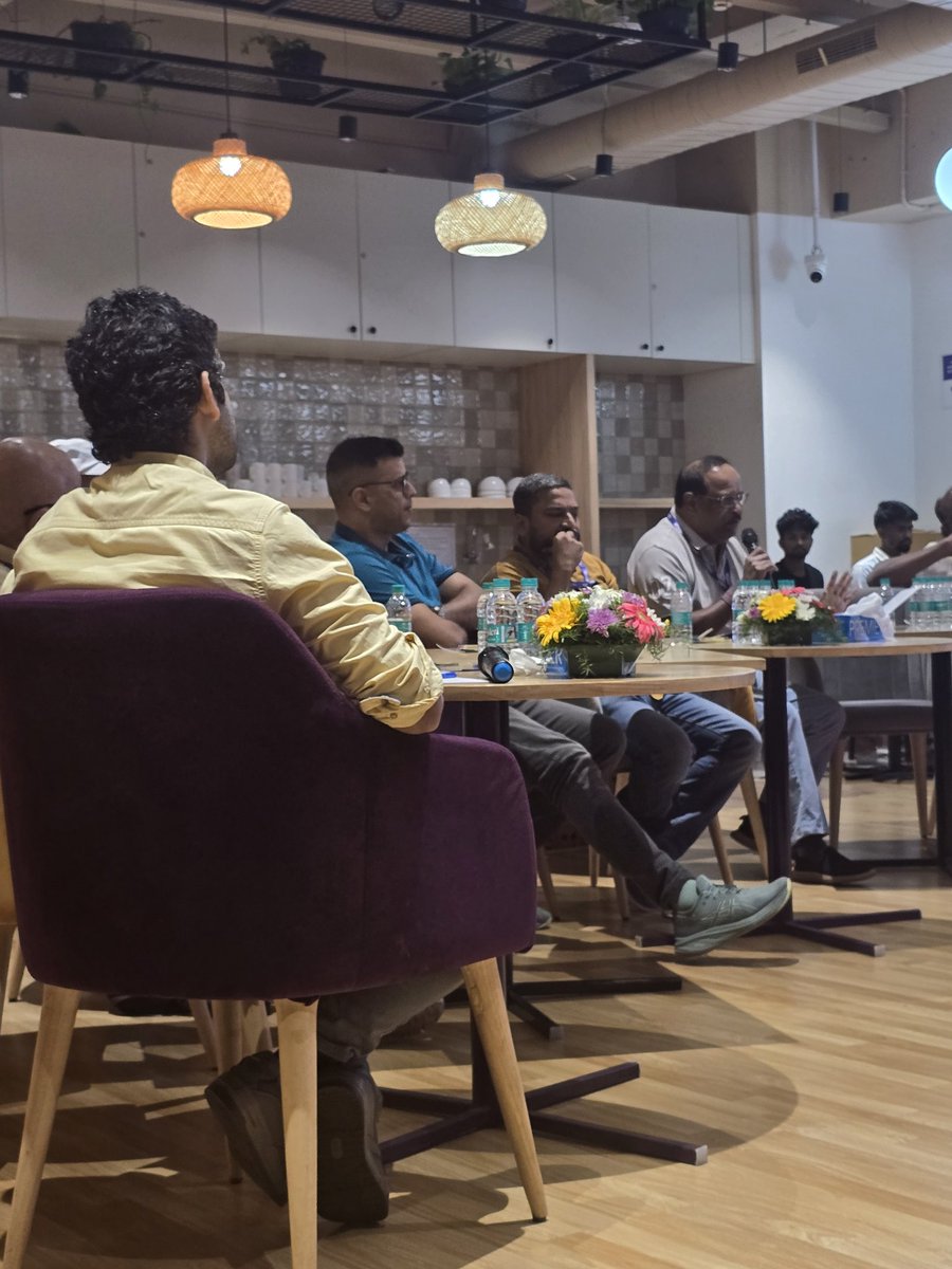 upstox's tweet photo. We've seen their trades.
Now we are hearing the stories behind them 💜
#UpConnect https://t.co/LEZpBqawuD