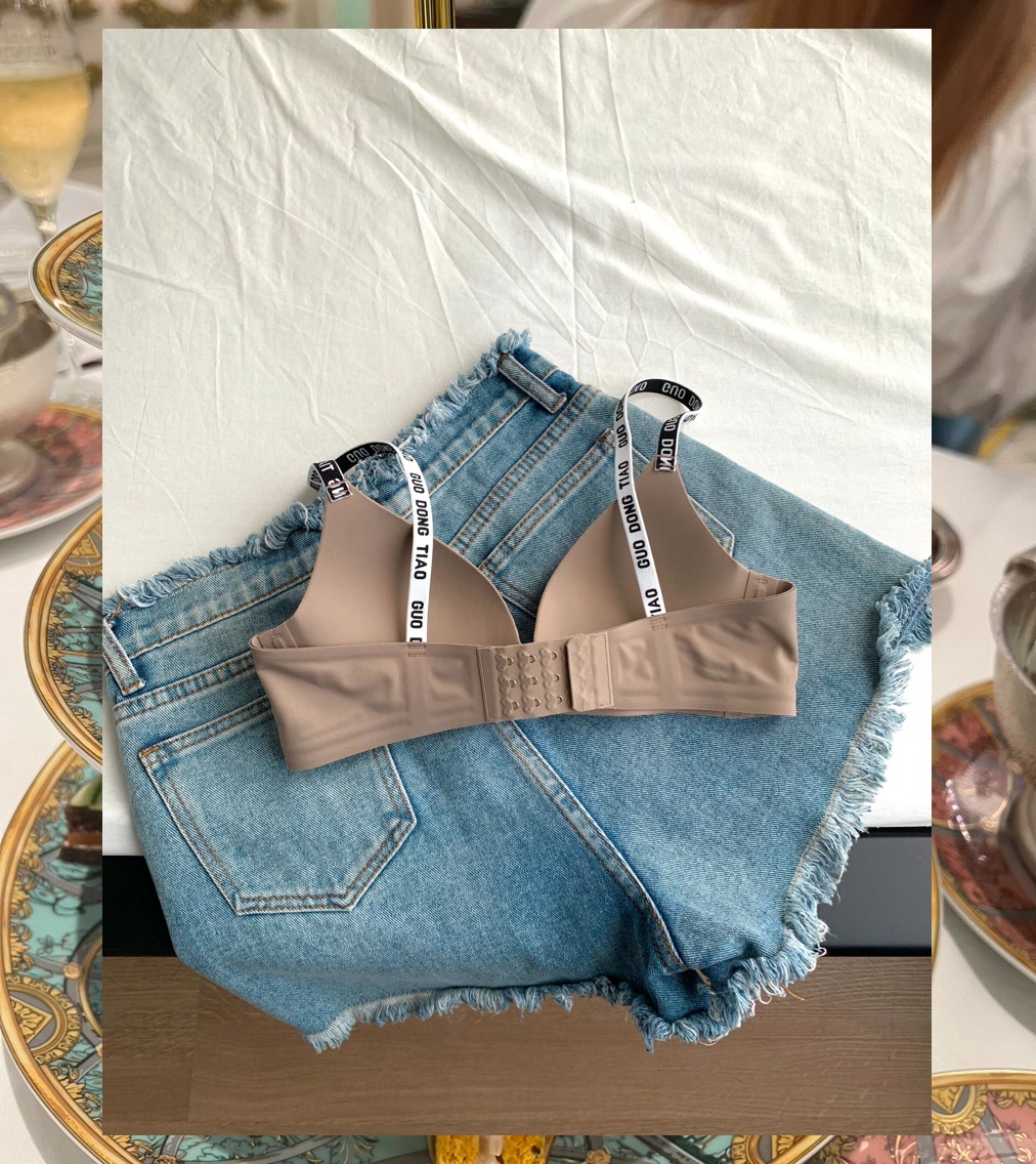 Nancy Burg tweet media