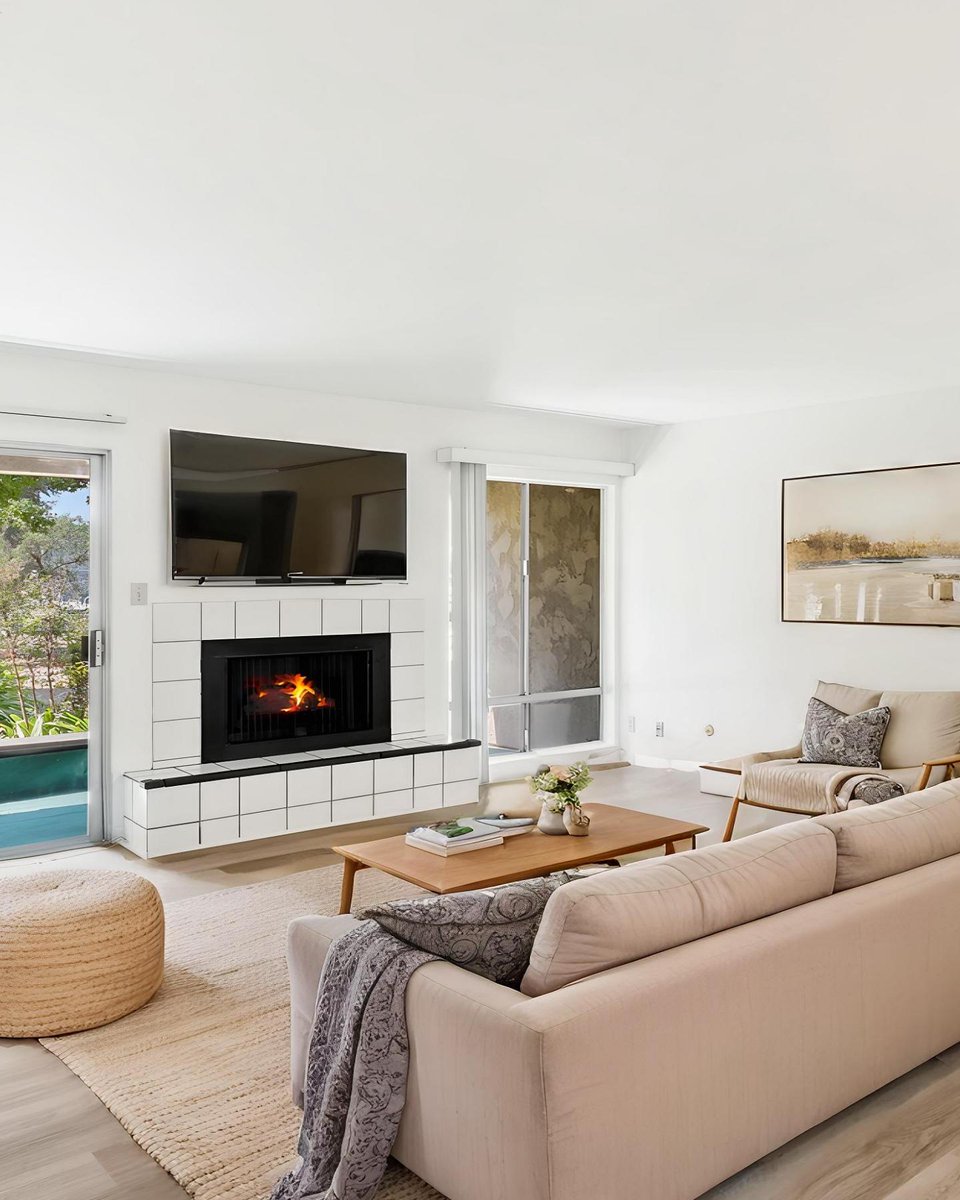 paulscalone's tweet photo. 🌇 Urban Living in Mission Valley!

This 2-bed, 2-bath gem in Mission Ridge features a private patio and resort-style amenities like a pool, gym, and tennis courts. Perfectly located near everything San Diego has to offer.

#BetterCallPaul
Armstrong &amp; Associates
DRE# 02130429 https://t.co/fTs9eRIXTH
