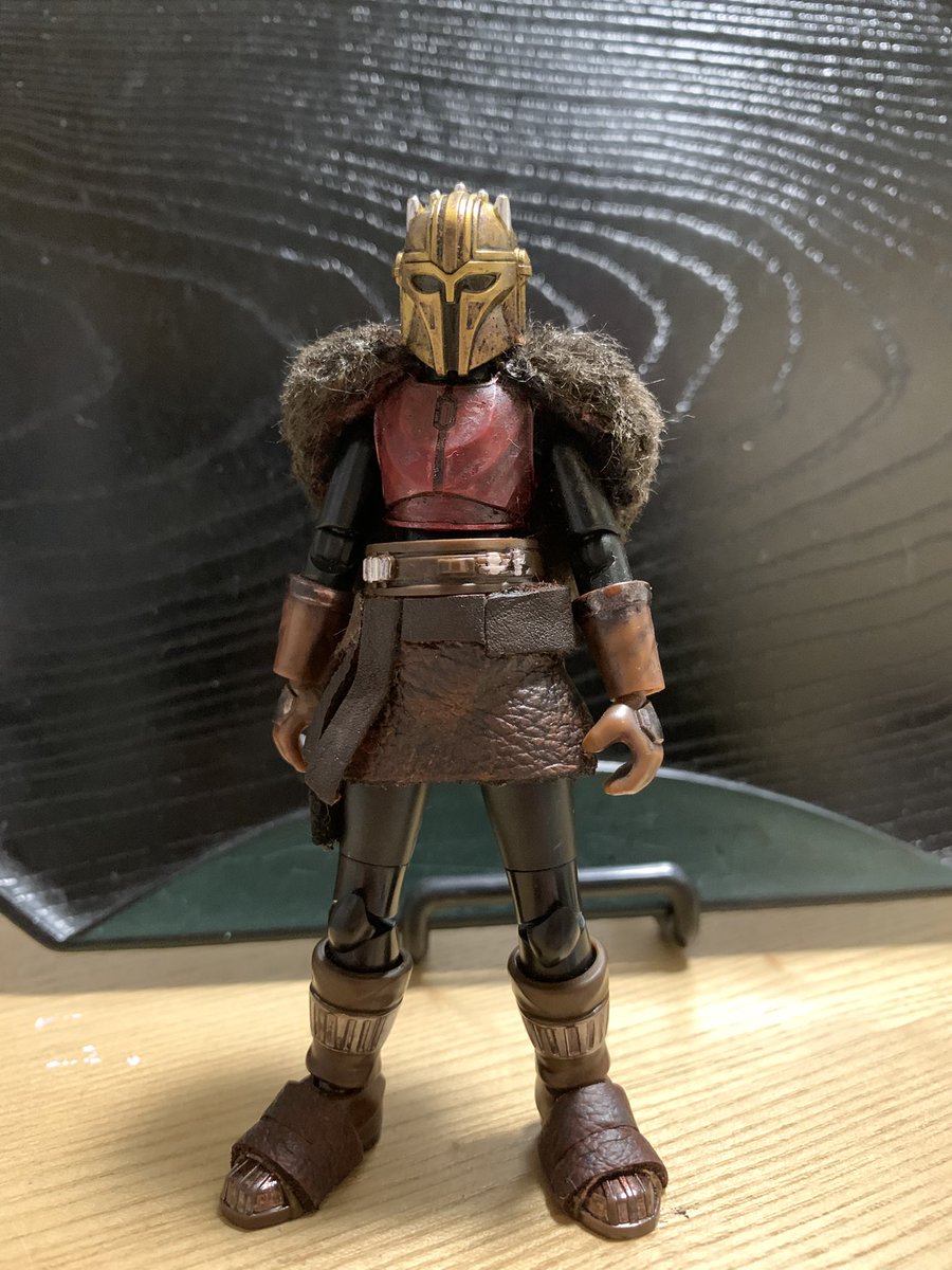 サナン tweet media