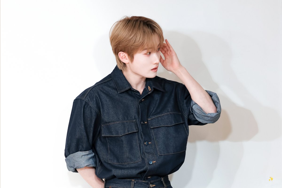 라잇 tweet media