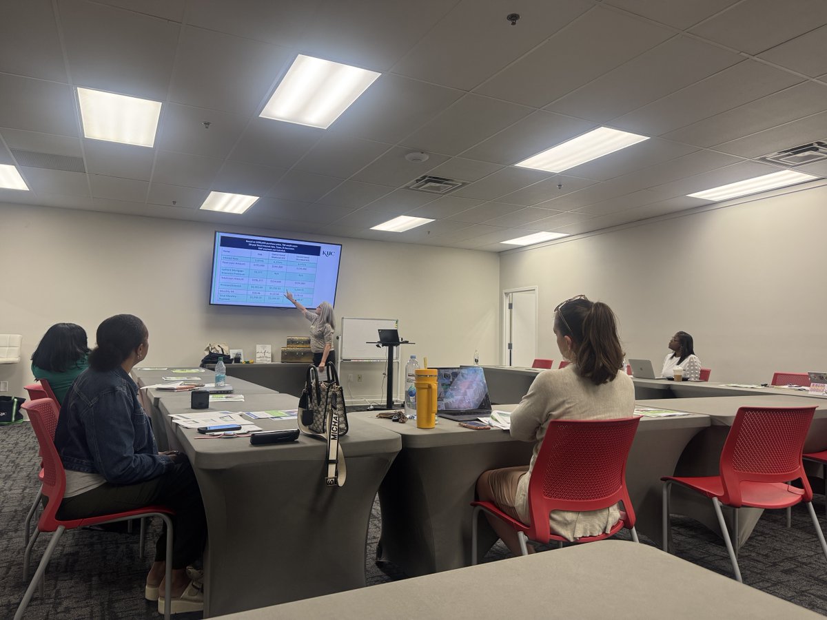 KYHousing's tweet photo. Melissa and Kay represented KHC yesterday, leading a Realtor CE class in Lexington in partnership with NAREB Central Kentucky.

We appreciate everyone who attended and contributed to a great session! https://t.co/PYFfFmLC6J