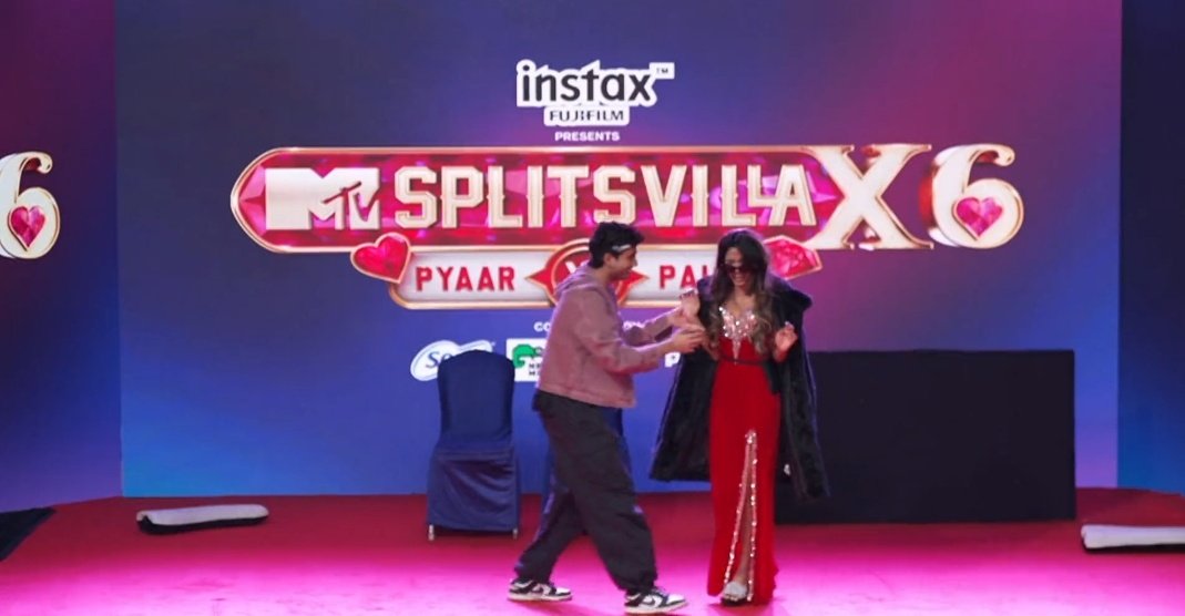 سمیہ tweet media