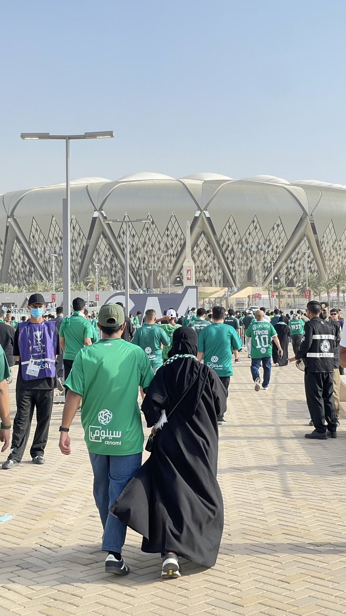 عُهود السقاف tweet media