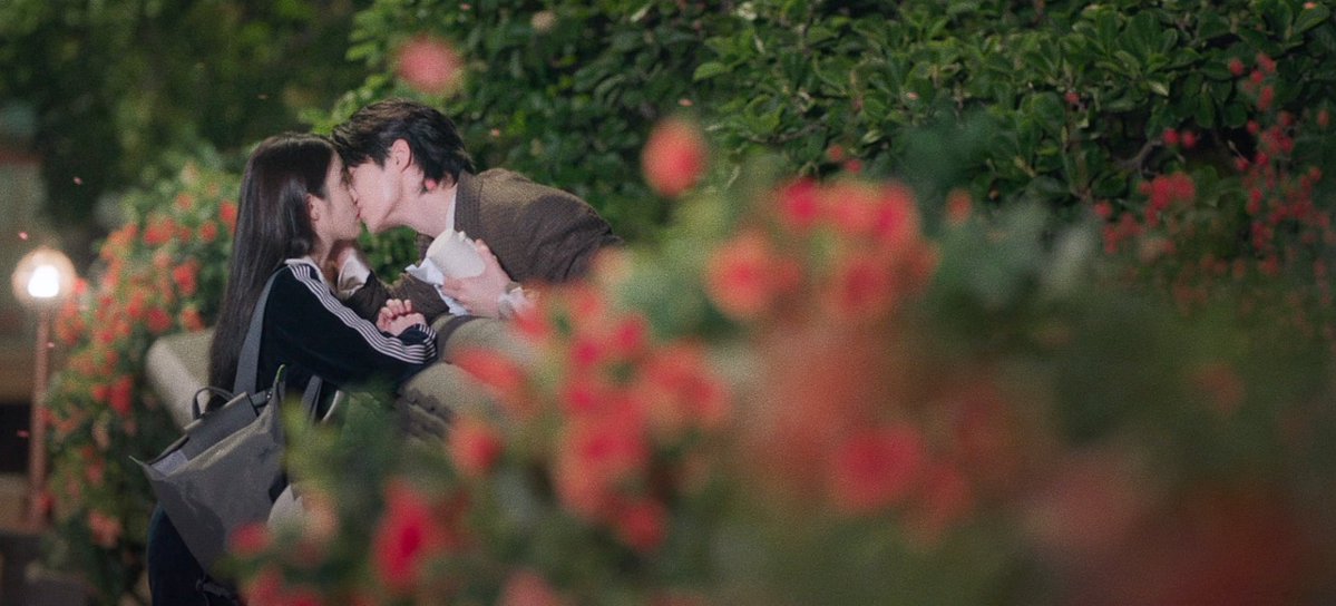 𝙢𝙤𝙢𝙞 tweet media