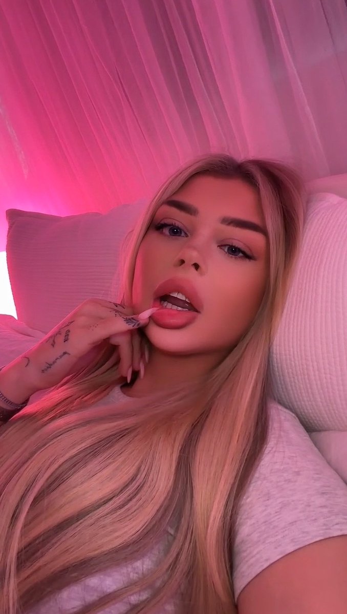 Aubrey 🏳️‍⚧️ tweet media