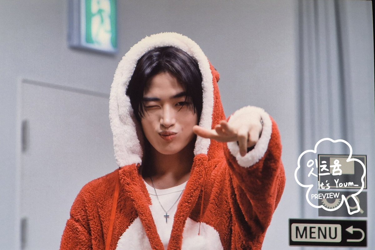 잇츠윰 tweet media