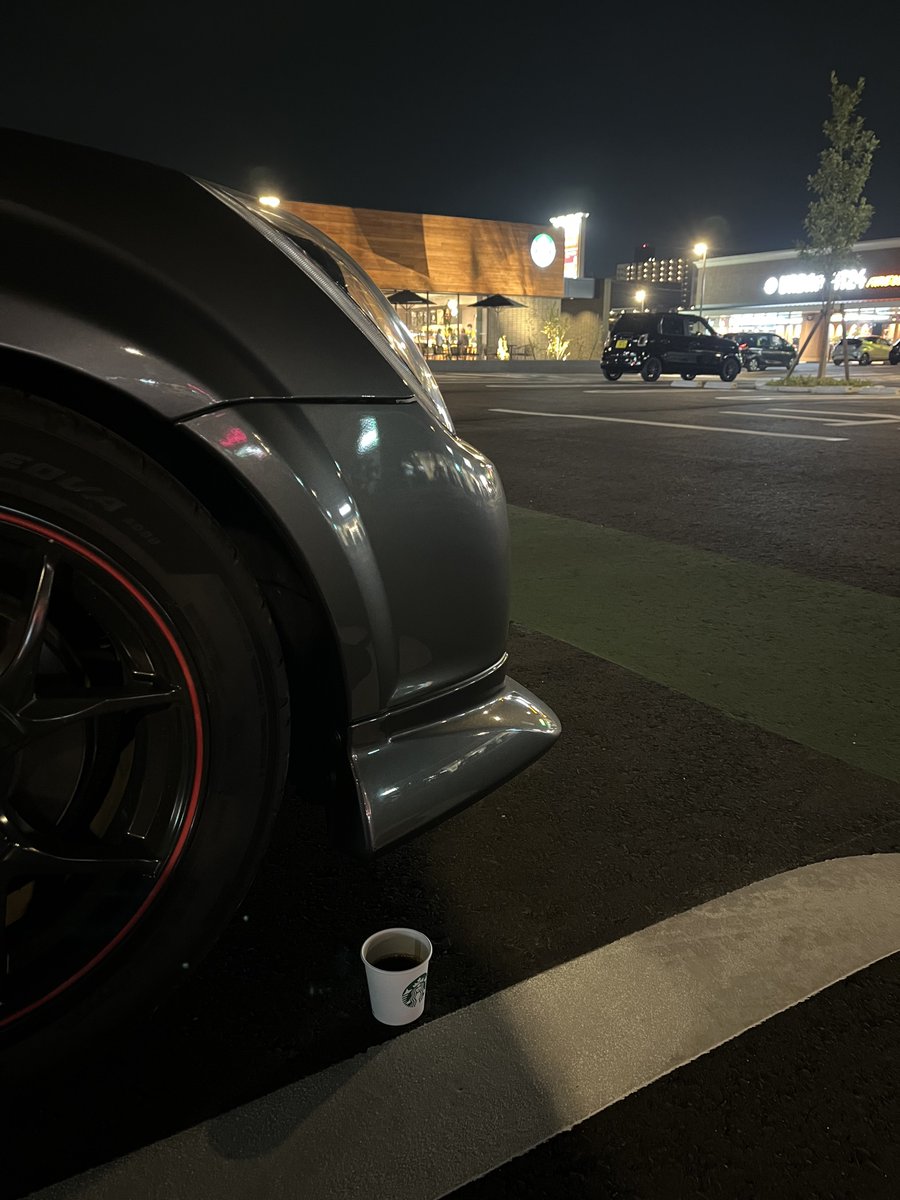 ぱにーに tweet media