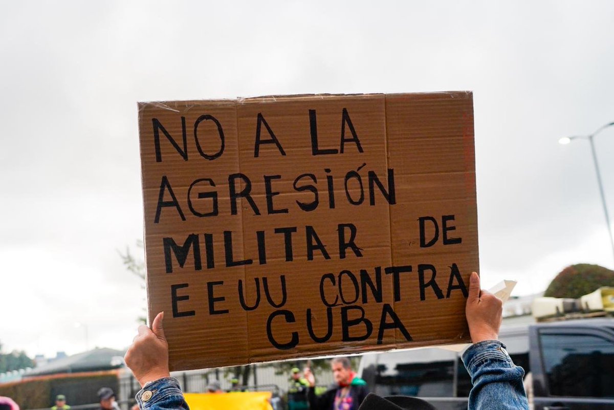 Viviana Mejia tweet media