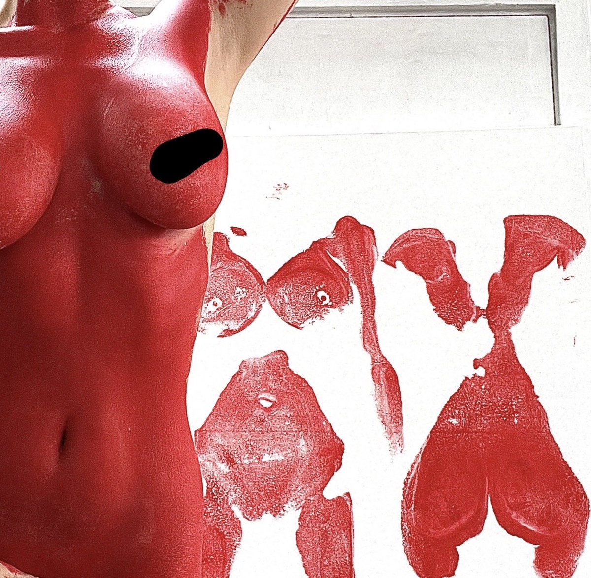 Lois Saunders tweet media