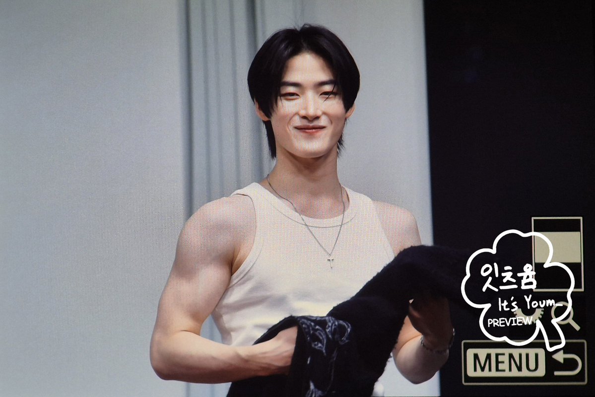 잇츠윰 tweet media