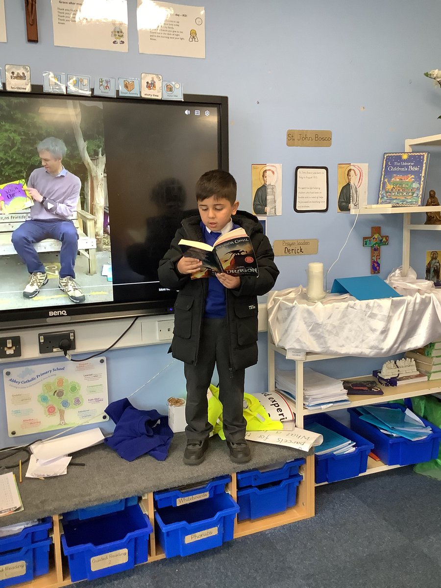 AbbeyPrimary's tweet image. Thank you A, for reading #Y2 the first page of your exciting new book! @CressidaCowell #reading #ReadingforPleasure 🤗📚🐉