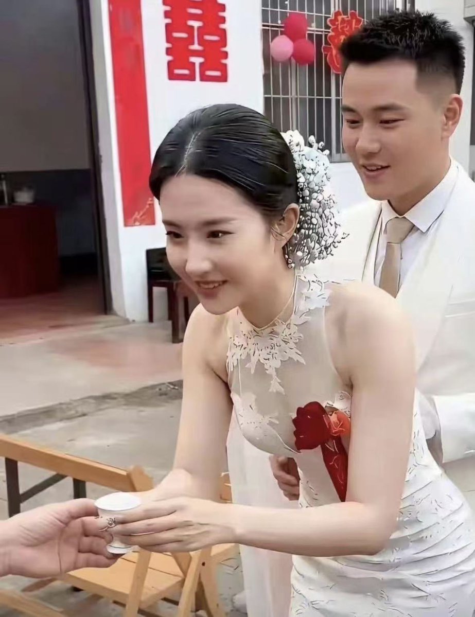 晚栀与月 tweet media