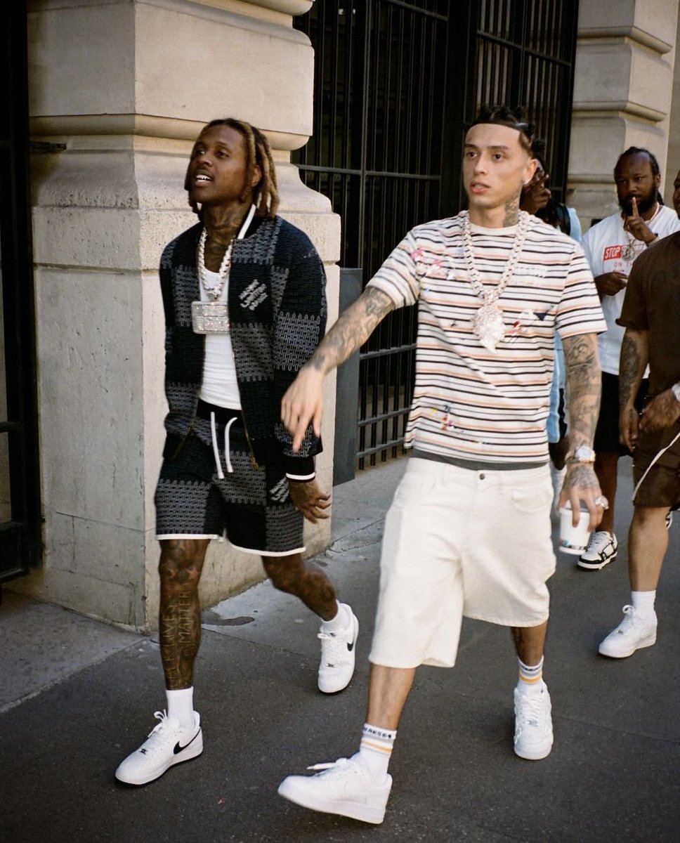 Zehrry🌚 tweet media