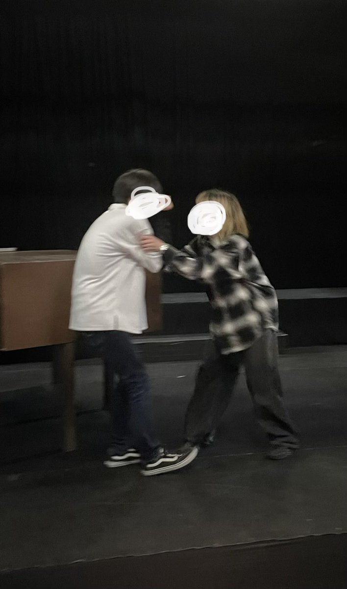 little_square's tweet photo. 劇団ソフィアリトルスクエア4月公演『道標は鍵盤の上に』初ステまであと5日！

舞台にて

〈日時〉
4月23日　19:20
4月24日　19:20
4月25日　12:45
(全3公演)
各回15分前に開場予定

〈場所〉
上智大学1号館講堂
※1号館1～2階間の踊り場に入口あり

#春から上智
#上智大学 https://t.co/TkZcHBUDQy