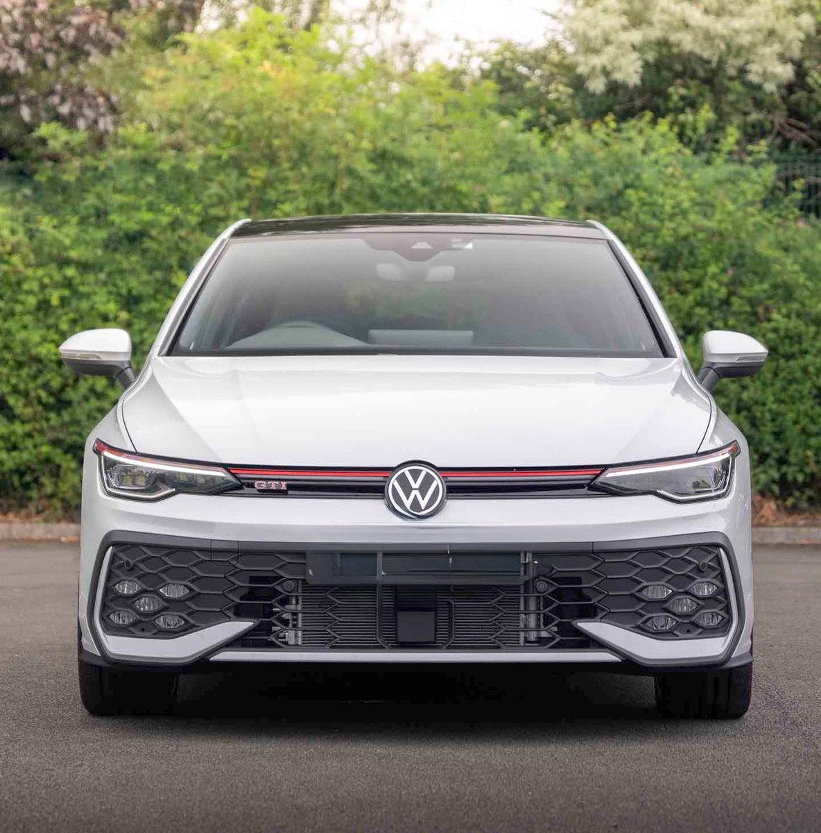 Bra Peter tweet media