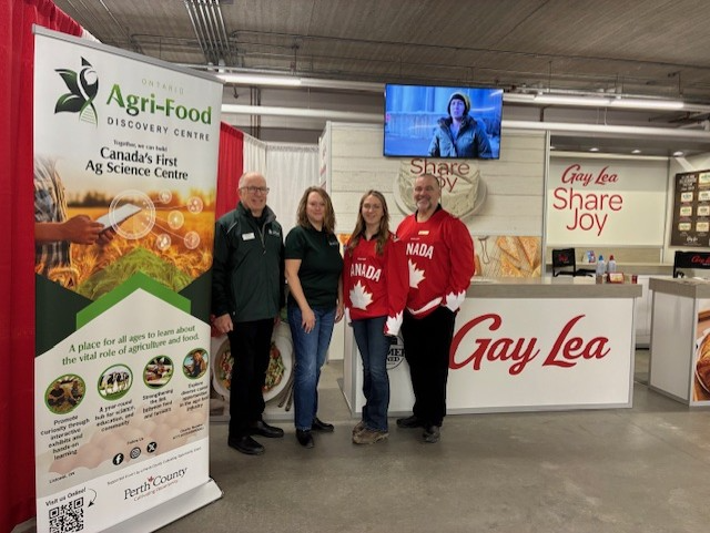 OAFDCNorthPerth's tweet photo. We attended @DairyXPO, thanks to @GayLeaFoodsCoop for sharing their space. Visitors, including our Minister of Agriculture &amp; Agri-Food, had the chance to view our new video showcasing the concepts for our future Centre. Thanks to all who stopped by &amp; shared in the excitement!🐄🇨🇦 https://t.co/BKxwM74cxx