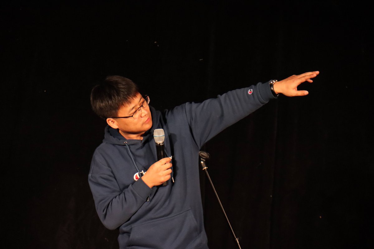 Kimyph7's tweet image. "Just bombed a set about trying to use a smart fridge as a diary—turns out the fridge’s ‘note’ was just it judging my midnight snack choices.  Who’s got a tech fail story to one-up me #StandUpComedy #TechFails"