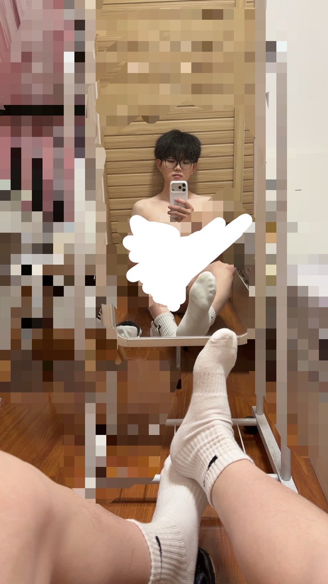 Cheng951866's tweet photo. 小狗已经锁好等主人来玩～ #贞操锁 #困龙锁 #小狗 #农牛 #边缘 #白袜 #男高 #1m #sm #奴 #狗奴 #粗口 https://t.co/aQ77zyKDXw