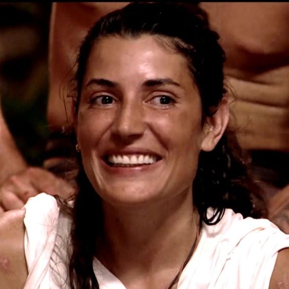 AlbaPaulSV's tweet photo. Acepto comentários y críticas, pero jamás aceptaré comentarios homofóbicos o misóginos. Comentarios que menosprecien a Alba por su sexualidad o q intenten menospreciarla como mujer por ese mismo motivo. ¡Tu prejuicio, que también es un delito, es cosa del pasado! #supervivientes https://t.co/KUGRlEcE4z