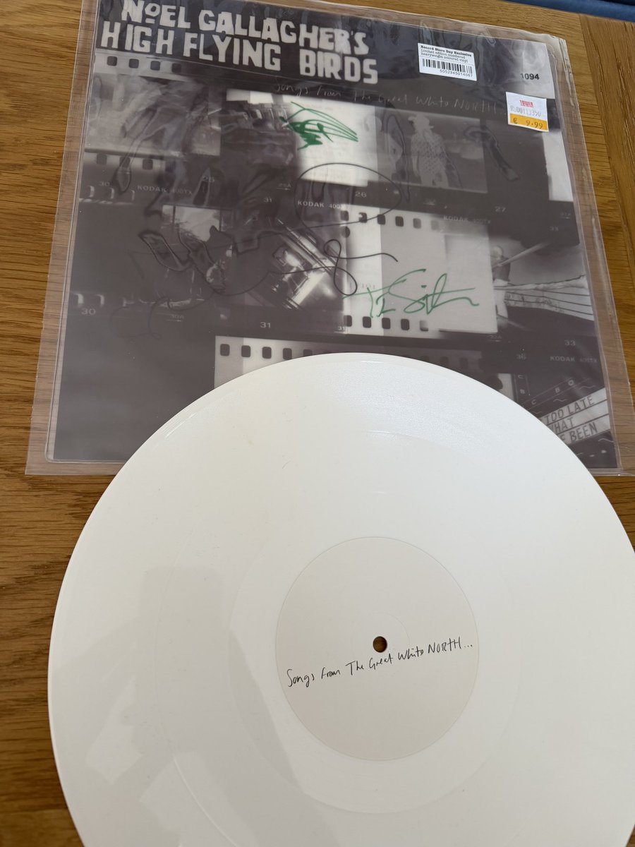 Dougs000 tweet media